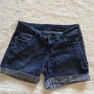 Apt. 9 Dark Blue Jean Shorts-size 6